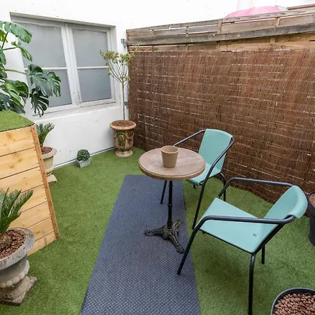 Les Deux Clefs Acte 2 Apartment